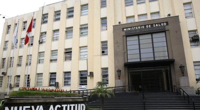 Diresa y hospitales de todo el país pasan a tutela del Ministerio de Salud