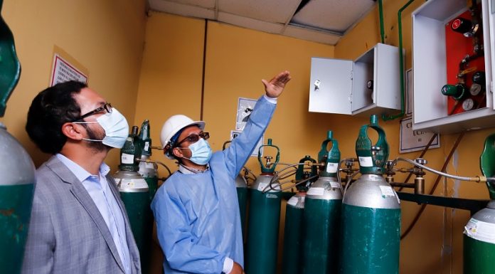 Planta generadora de oxígeno ya funciona en hospital El Carmen