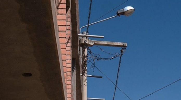 Llaman a respetar distancia mínima de construcciones hacia cables eléctricos