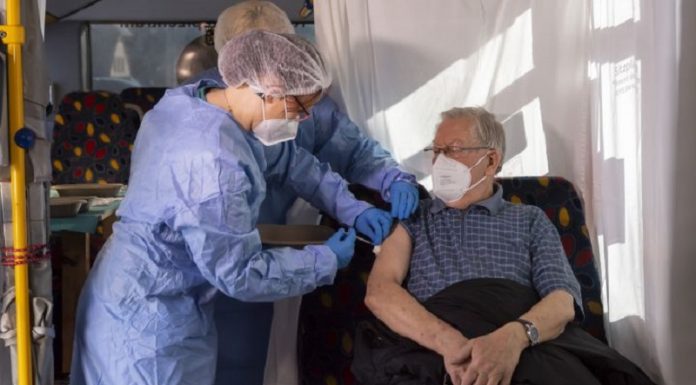 Qué récord: Alemania vacuna a 1,35 millones de personas en un día