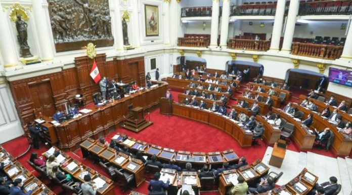 Aprueban dictamen que suspende elecciones internas para elecciones 2022
