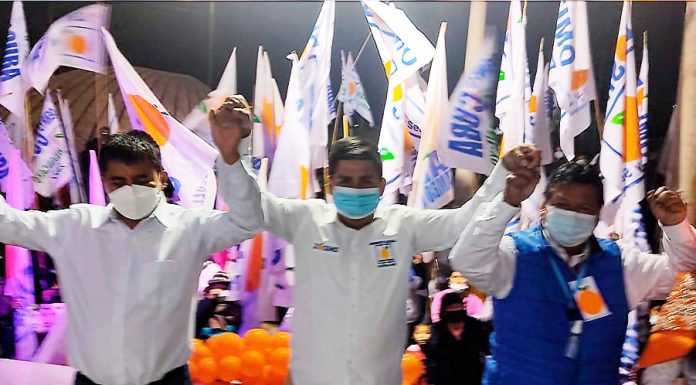 Lista de precandidatos de ‘la naranja’ integran políticos reciclados