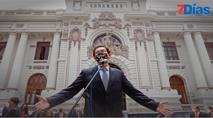 Rechazan pedido para que JNE otorgue credencial de congresista a Martín Vizcarra