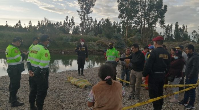 Adolescente entra a nadar en poza hecha por extractores de arena y se ahoga
