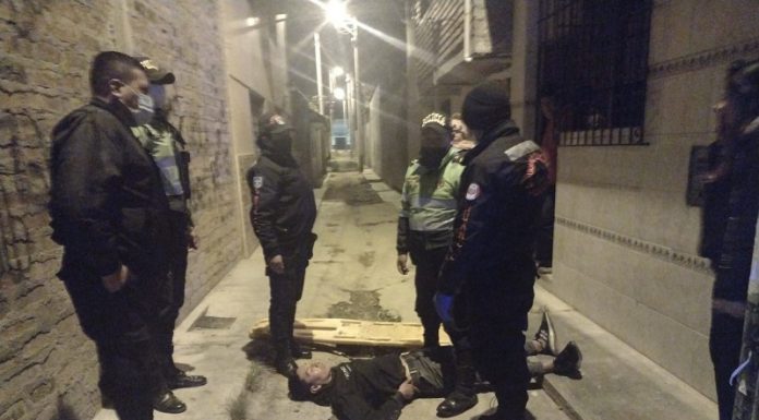 Acabó mal: Quiso seguir festejando y saltó desde un segundo piso