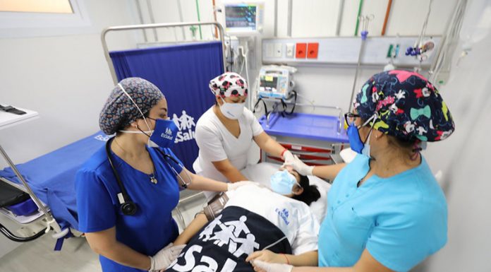 Gobierno Central construye hospitales y centros de salud en 9 regiones