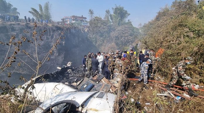 Accidente aéreo en Nepal deja al menos 67 muertos