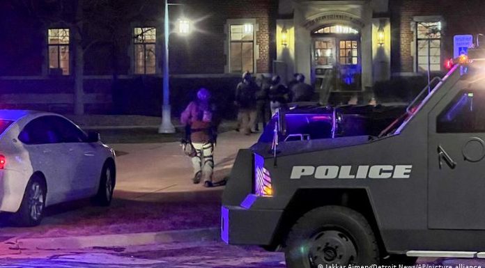 EEUU: Tiroteo en la Universidad Estatal de Michigan deja tres muertos