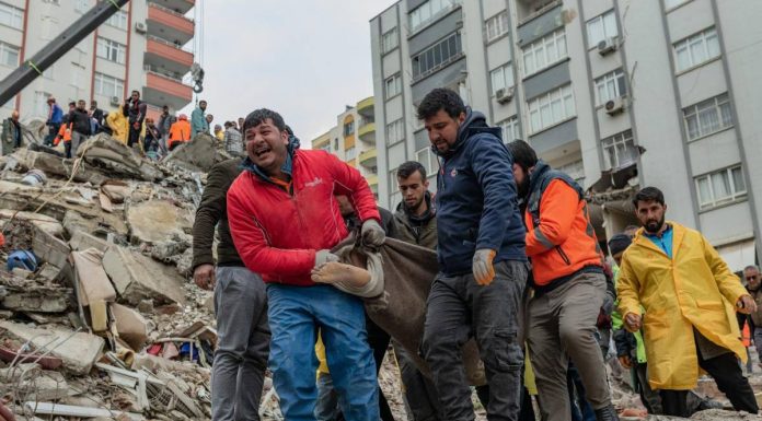 Muertes se elevan a 5,000 por terremoto en Turquía y Siria