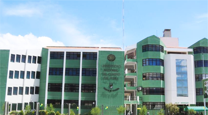 Congresista Reymundo plantea creación de una universidad en Jauja