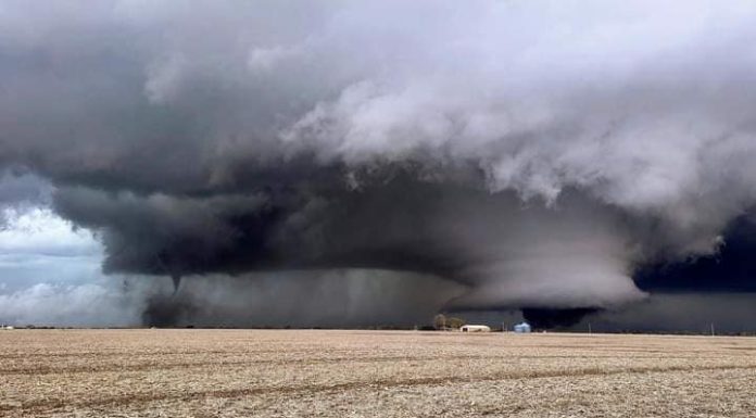 EEUU: Fuertes tormentas deja al menos 32 muertos