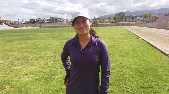 Evelyn Inga, la marchista huancaína, que aspira brillar en Santiago y París