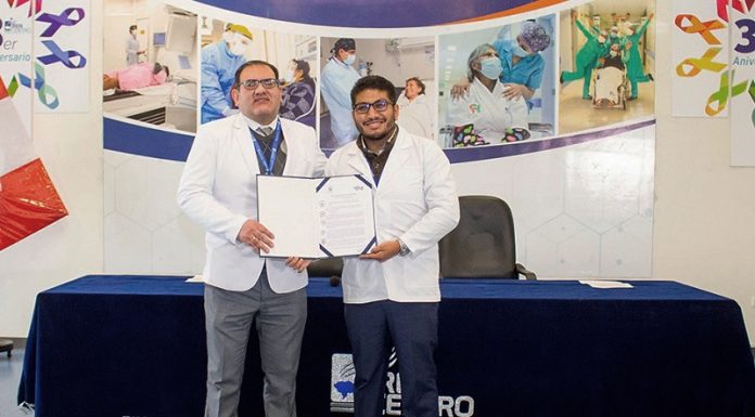 A cinco meses en el cargo deciden retirar a director del Iren Centro