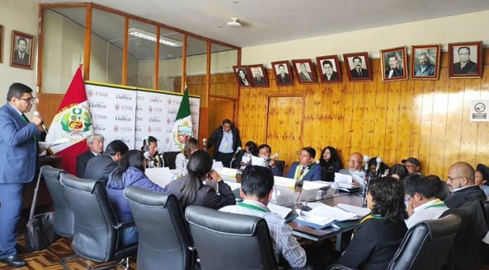 Concejo Municipal de El Tambo rechaza por mayoría vacancia de regidor