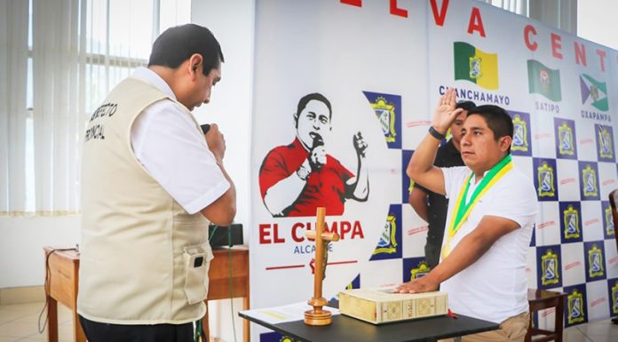 Alcalde procesado por violación ahora lucha contra la violencia hacia la mujer