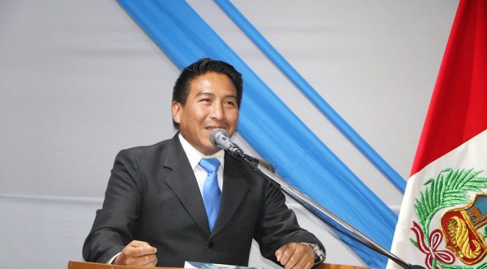Regidor provincial de Huancayo contrata con municipalidad de Hualhuas