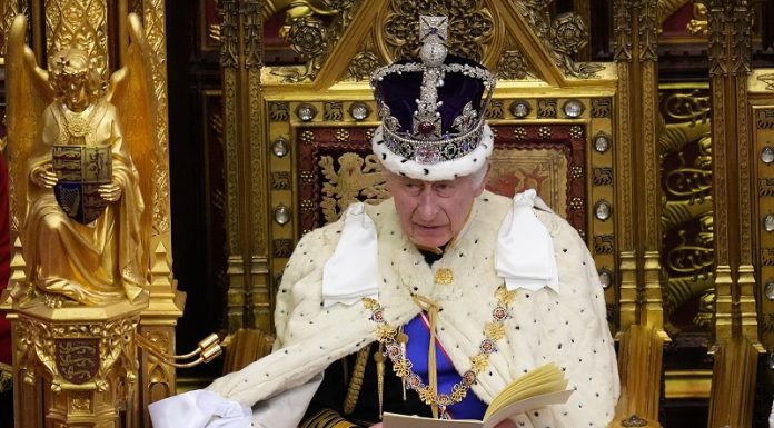 Carlos III pronuncia su primer ‘Discurso del Rey’ ante el Parlamento británico