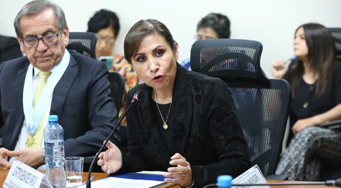 Patricia Benavides presenta segunda acción de amparo para regresar al cargo