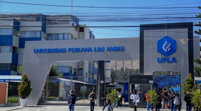 UPLA recibe la certificación internacional ISO 9001-21001 por su calidad en la enseñanza universitaria
