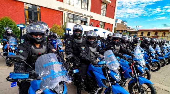 Alcalde de Huancayo presenta motocicletas para «Escuadrón corcel» pero sin placas