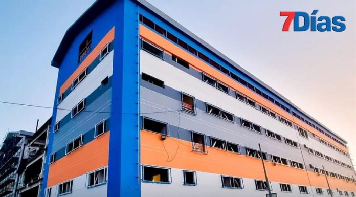 Después 8 años anuncian entrega de una parte del hospital El Carmen