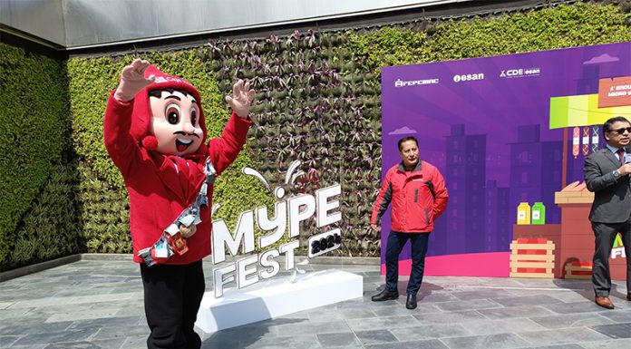 Caja Huancayo, comprometida con los emprendedores, presente en el MYPEFEST 2024