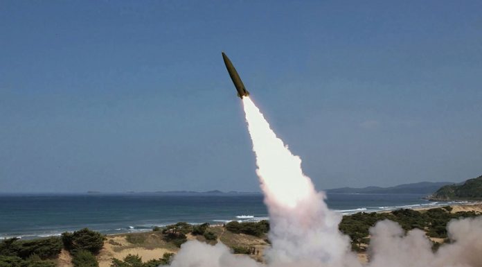 Corea del Norte lanza misil balístico no identificado al mar de Japón