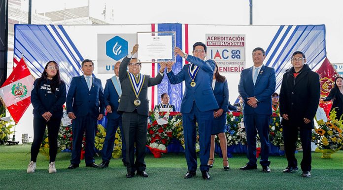 UPLA recibe oficialmente la certificación de acreditación internacional de dos carreras