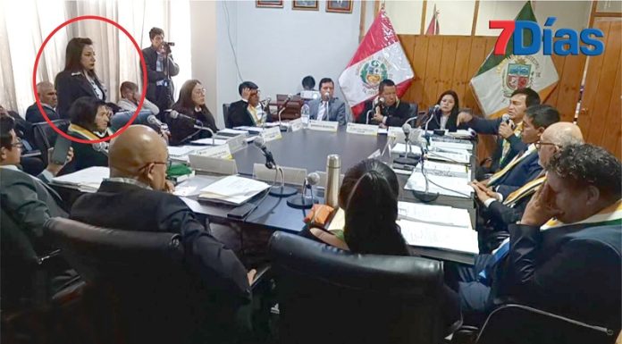 El Tambo: Dejan parada a nueva regidora a quien no le tomaron juramento