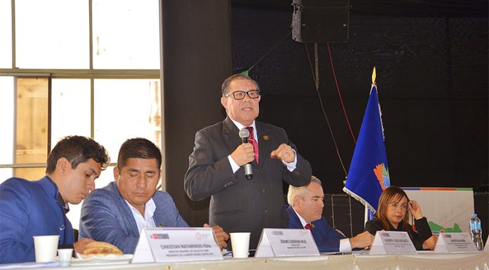Viceministro clausura reunión de consejos y comités distritales de salud en Huancayo