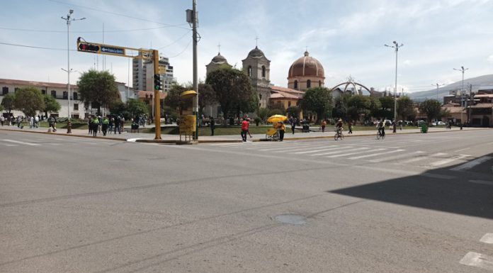 Paro de transportistas es total en Huancayo