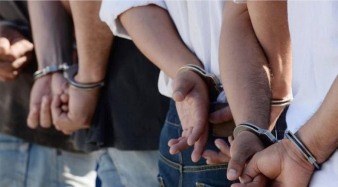 Policías son enviados al penal junto a ladrones a quienes habrían encubierto