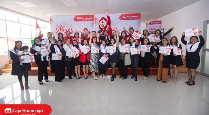 Caja Huancayo capacita a emprendedoras de Junín y premia proyectos de negocio en programa «Mujer, que tu negocio crezca más»