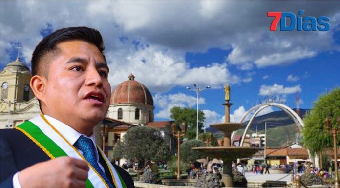 Alcalde de Huancayo otra vez ofrece intervenir la Plaza de la Constitución