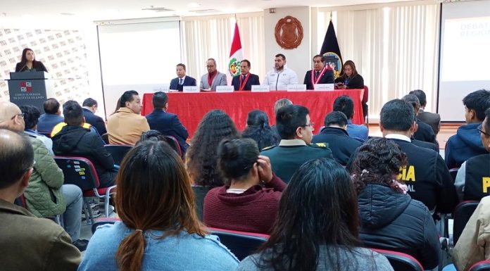 Debate que no fue debate: Gobierno realiza reunión por pena de muerte a violadores de menores
