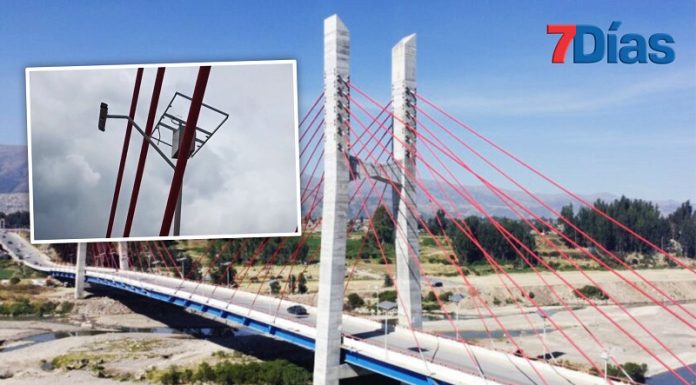 Luminarias del puente Comunero I no funcionan y se roban 32 pernos de sujeción
