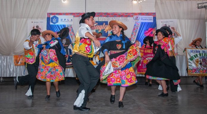 UPLA realiza II Fórum Nacional del Huaylarsh Wanka 2025