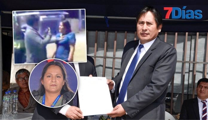 Tras escándalo callejero sacan a directora de Red de Salud de Chupaca