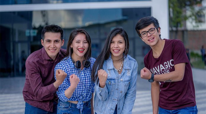 ¡Inscríbete al último Examen de Admisión y Conquista Tu Sueño Profesional!