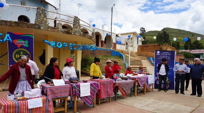 Estudiantes de la UPLA impulsan desarrollo en la comunidad campesina Quicha Chico