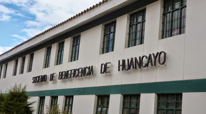 Eliminan dos gerencias y reducen sueldos de gerentes en Beneficencia de Huancayo