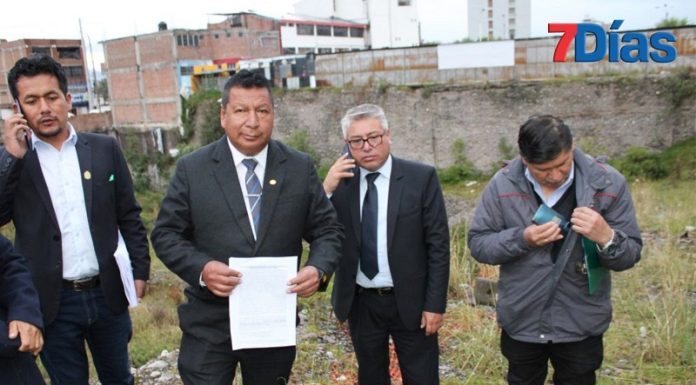 Contraloría auditará compra de terreno de más de 4 millones que está botado