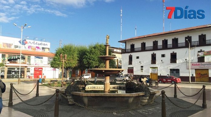 Entregan buena pro para Plaza Constitución, 207 mil soles más caro que la primera vez