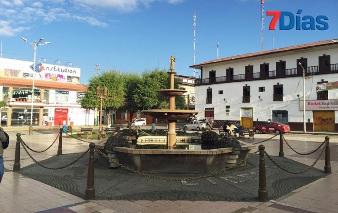 Entregan buena pro para Plaza Constitución, 207 mil soles más caro que la primera vez