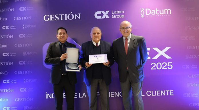 Con permio CX Index 2025 reconocen servicio de calidad que ofrece Caja Huancayo