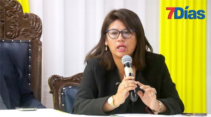 Alcalde retira la confianza a gerente de Asesoría Jurídica de Huancayo