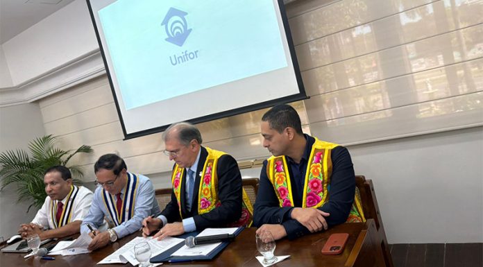 UPLA y Universidad de Fortaleza-Brasil firman convenio para impulsar la educación e investigación