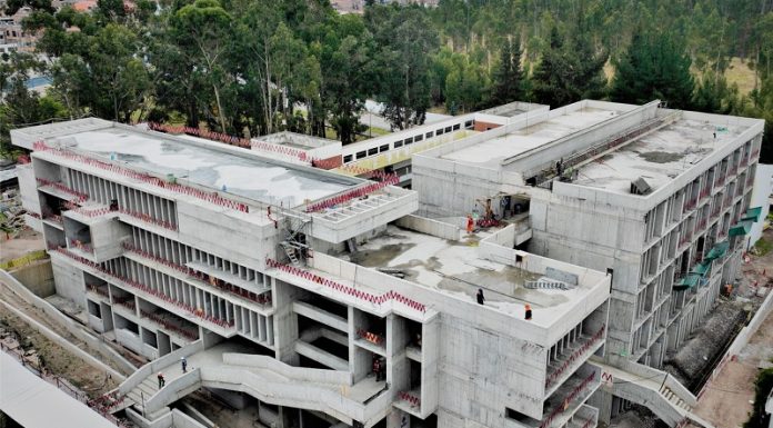 Obra de Pabellón de Civil-Arquitectura tiene apenas 39% de avance físico