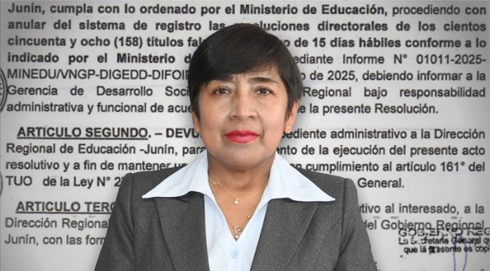 Directora de Educación «aguanta» nulidad de 158 títulos falsos