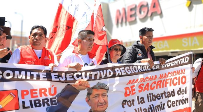 Perulibristas realizan marcha de sacrificio a Lima pidiendo libertad para Vladimir Cerrón